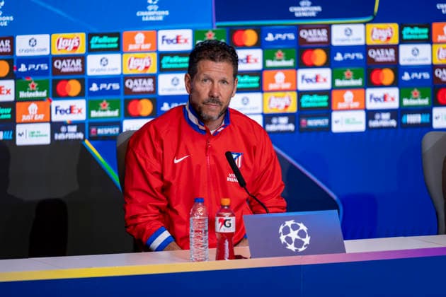 Atletico de Madrid Training Session And press conference, PK, Pressekonferenz - UEFA Champions League 2025 26 Quarter-Final Second Leg MADRID, SPAIN - APRIL 13: Diego Pablo Simeone, Head Coach of Atletico de Madrid, speaks during the Press Conference ahead of the UEFA Champions League 2025 26 Quarter-Final Second Leg match against FC Barcelona, Barca at Estadio Riyadh Air Metropolitano on April 13, 2026 in Madrid, Spain. Madrid Estadio Riyadh Air Metropolitano Madrid Spain Copyright: xAlbertoxGardinx AGardin_20260413_Foot_Champ_Atl_Mad_Press_0147