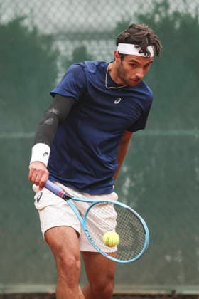 April 13, 2026, Barcelona, Barcelona, Spain: Lorenzo Musetti of Italy during training on Day 3 of the Barcelona Open Banc Sabadell - Conde Godo 2026 Day 3 at Real Club de Tenis Barcelona on April 13, 2026 in Barcelona, Spain. Barcelona Spain - ZUMAa181 20260413_zaa_a181_148 Copyright: xJavierxBorregox