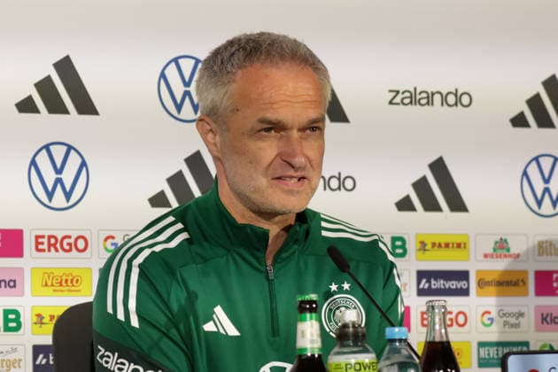 13.04.2026, xgrfx, Fussball DFB-Medientermine, Deutsche Frauennationalmannschaft - Pressekonferenz und Abschlusstraining v.l. Christian Wück (Deutsche Frauennationalmannschaft) (DFL DFB REGULATIONS PROHIBIT ANY USE OF PHOTOGRAPHS as IMAGE SEQUENCES and or QUASI-VIDEO) Nürnberg