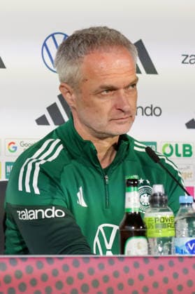 13.04.2026, xgrfx, Fussball DFB-Medientermine, Deutsche Frauennationalmannschaft - Pressekonferenz und Abschlusstraining v.l. Christian Wück (Deutsche Frauennationalmannschaft) (DFL DFB REGULATIONS PROHIBIT ANY USE OF PHOTOGRAPHS as IMAGE SEQUENCES and or QUASI-VIDEO) Nürnberg