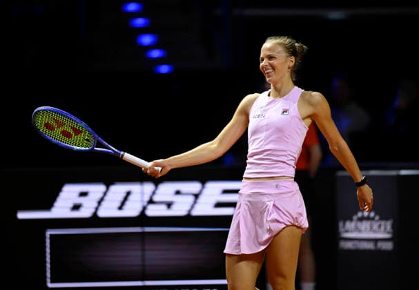 Eva Bennemann (GER) Aktion Porsche One Point Challenge Tennis Damen Porsche-Cup Porsche Tennis Grand Prix GP Stuttgart 2026 Porsche Arena 11-19.04.2026 DFL REGULATIONS PROHIBIT ANY USE OF PHOTOGRAPHS AS IMAGE SEQUENCES AND OR QUASI-VIDEO Tennis Damen Porsche-Cup Porsche Tennis Grand Prix GP Stuttgart 2026