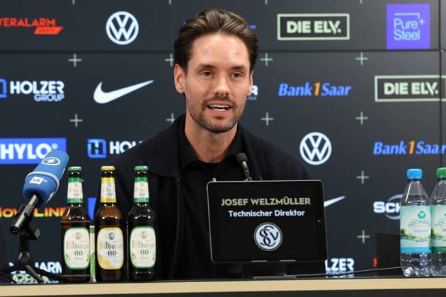 13.04.2026, xrekx, Fussball 2.Bundesliga, SV Elversberg - PK Sportdirektors Christian Weber v.l. Dr. Josef Welzmüller Welzmueller Technischer Direktor (SV Elversberg) (DFL DFB REGULATIONS PROHIBIT ANY USE OF PHOTOGRAPHS as IMAGE SEQUENCES and or QUASI-VIDEO) Elversberg *** 13 04 2026, xrekx, Fußball 2 Bundesliga, SV Elversberg PK Sportdirektors Christian Weber v l Dr Josef Welzmüller Welzmueller Technical Director SV Elversberg DFL DFB REGULATIONS PROHIBIT ANY USE OF PHOTOGRAPHS as IMAGE SEQUENCES and or QUASI VIDEO Elversberg
