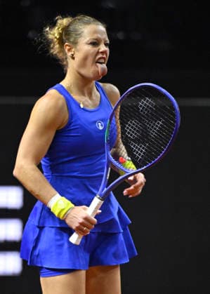 Laura Siegemund (GER) Enttaeuschung enttaeuscht nach vergebener Torchance Gestik Geste streckt Zunge raus Tennis Damen Porsche-Cup Porsche Tennis Grand Prix GP Stuttgart 2026 Porsche Arena 11-19.04.2026 DFL REGULATIONS PROHIBIT ANY USE OF PHOTOGRAPHS AS IMAGE SEQUENCES AND OR QUASI-VIDEO Tennis Damen Porsche-Cup Porsche Tennis Grand Prix GP Stuttgart 2026