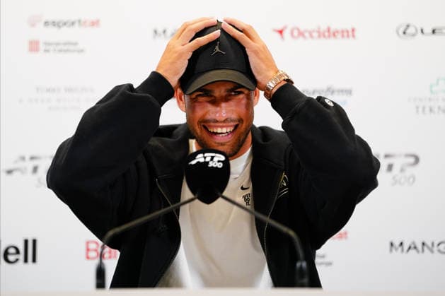 ESP: Carlos Alcaraz press conference, PK, Pressekonferenz Barcelona Open Banc Sabadell 2026. Carlos Alcaraz of Spain during a press conference during the Barcelona Open Banc Sabadell 2026, Conde de Godo Trophy, at Real Club de Tenis Barcelona on April 13, 2026 in Barcelona, Spain. kpng Copyright: xBaguxBlancox xPRESSINPHOTOx ALCARAZ_RUEDA PRENSA GODOÌ_007