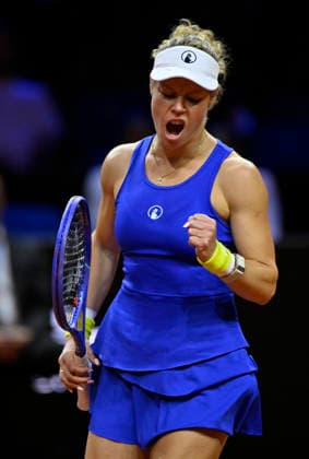 Laura Siegemund (GER) Jubel Freude Emotion Tennis Damen Porsche-Cup Porsche Tennis Grand Prix GP Stuttgart 2026 Porsche Arena 11-19.04.2026 DFL REGULATIONS PROHIBIT ANY USE OF PHOTOGRAPHS AS IMAGE SEQUENCES AND OR QUASI-VIDEO Tennis Damen Porsche-Cup Porsche Tennis Grand Prix GP Stuttgart 2026