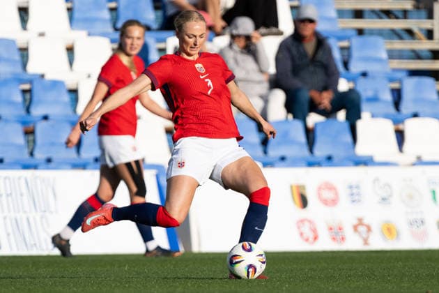 260413 Mia Authen of Norway during the International Friendly, Länderspiel, Nationalmannschaft football match between Norway and Sweden on April 13, 2026 in Murcia. Photo: Pascu Mendez BILDBYRAN kod XZ XZ0231 fotboll football soccer fotball u23 under 23 norge norway sverige sweden dam bbeng träningsmatch friendly Copyright: PascuxMendez BB260413ZT007