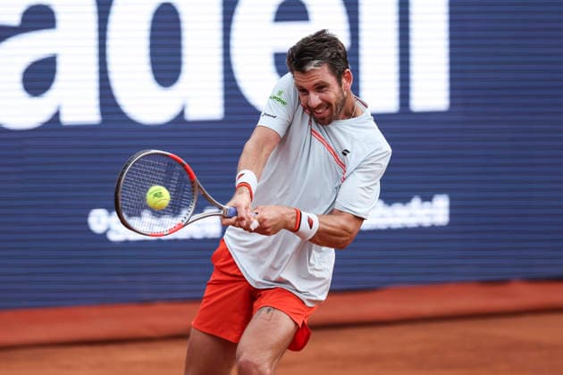 April 13, 2026, Barcelona, Barcelona, Spain: Cameron Norrie of Great Britain in action against Stan Wawrinka of Switzerland during the First round tennis match of the Barcelona Open Banc Sabadell - Conde Godo 2026 Day 3 at Real Club de Tenis Barcelona on April 13, 2026 in Barcelona, Spain. Barcelona Spain - ZUMAa181 20260413_zaa_a181_302 Copyright: xJavierxBorregox