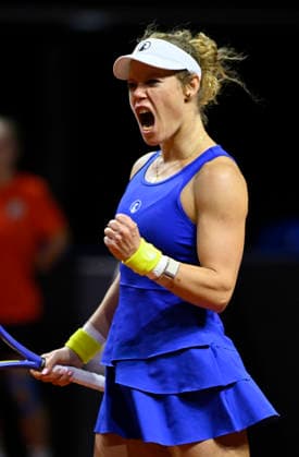 Laura Siegemund (GER) Jubel Freude Emotion Tennis Damen Porsche-Cup Porsche Tennis Grand Prix GP Stuttgart 2026 Porsche Arena 11-19.04.2026 DFL REGULATIONS PROHIBIT ANY USE OF PHOTOGRAPHS AS IMAGE SEQUENCES AND OR QUASI-VIDEO Tennis Damen Porsche-Cup Porsche Tennis Grand Prix GP Stuttgart 2026
