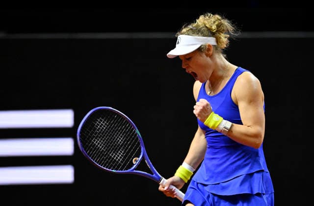 Laura Siegemund (GER) Jubel Freude Emotion Tennis Damen Porsche-Cup Porsche Tennis Grand Prix GP Stuttgart 2026 Porsche Arena 11-19.04.2026 DFL REGULATIONS PROHIBIT ANY USE OF PHOTOGRAPHS AS IMAGE SEQUENCES AND OR QUASI-VIDEO Tennis Damen Porsche-Cup Porsche Tennis Grand Prix GP Stuttgart 2026