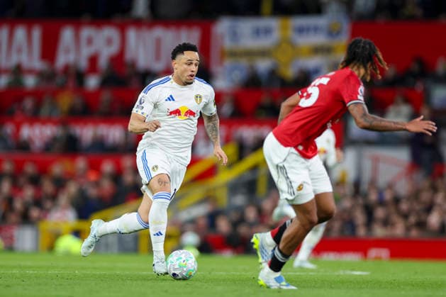 Manchester United, ManU v Leeds United, Premier League Leeds United forward Noah Okafor (19) during the Manchester United v Leeds United Premier League match at Old Trafford, Manchester, England on 13 April 2026 Credit: Phil Duncan Every Second Media Editorial use only. All images are copyright Every Second Media Limited. No images may be reproduced without prior permission. All rights reserved. Premier League and Football League images are subject to licensing agreements with Football DataCo Limited. see https: www.football-dataco.com Copyright: xIMAGO EveryxSecondxMediax ESM-1904-0012 PhilxDuncanx xEveryxSecondxMediax