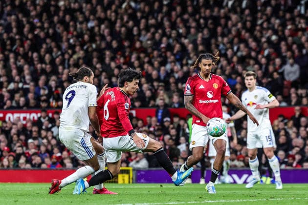 Premier League: Manchester United, ManU v Leeds United Dominic Calvert-Lewin of Leeds United shoots on goal during the Premier League match Manchester United vs Leeds United at Old Trafford, Manchester, United Kingdom on 13 April 2026 (Photo by Mark Cosgrove News Images) Manchester Old Trafford Greater Manchester United Kingdom Copyright: xMarkxCosgrove NewsxImagesx