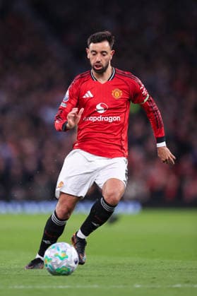 Football - Premier League - Manchester United, ManU v Leeds United 13th April 2026 - Premier League - Manchester United v Leeds United - Bruno Fernandes of Manchester United - Photo: Simon Stacpoole Offside. Manchester UK Copyright: xSimonxStacpoolexOffside