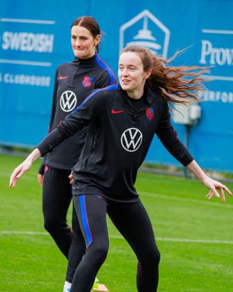 April 13, 2026, Renton, Washington, USA: Midfielder ROSE LAVELLE (16) of the US Women Team during practice before the second of three-game series against Japan women national team, Nationalteam Soccer 2026: USWNT Practice  - ZUMAw150 20260413_zsp_w150_002 Copyright: xJasonxWangx