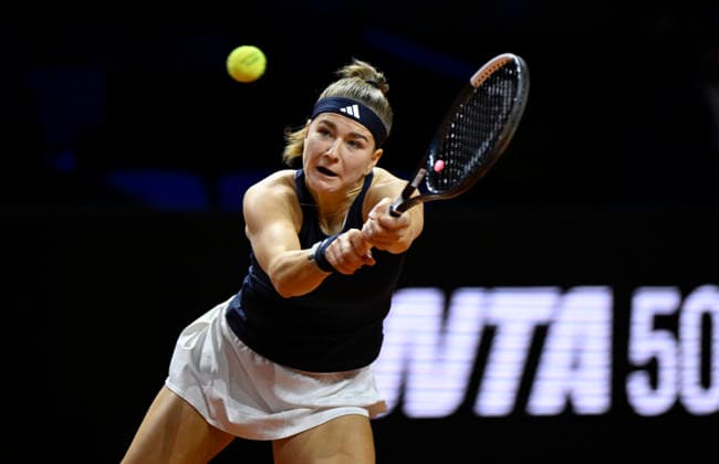 Karolina Muchova (CZE) Aktion Tennis Damen Porsche-Cup Porsche Tennis Grand Prix GP Stuttgart 2026 Porsche Arena 11-19.04.2026 DFL REGULATIONS PROHIBIT ANY USE OF PHOTOGRAPHS AS IMAGE SEQUENCES AND OR QUASI-VIDEO Tennis Damen Porsche-Cup Porsche Tennis Grand Prix GP Stuttgart 2026