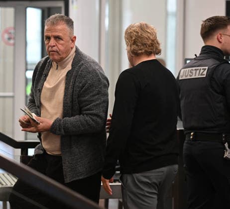 14.04.2026, xophax, Fussball , 3.Liga , Viktoria Köln , Prozess um den Wechsel von Said El Mala von Viktoria Köln zum 1.FC Köln . Franz Wunderlich ( Viktoria Köln ) kommt zum Prozess. Köln