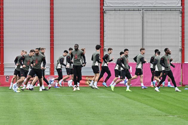 MUNICH, GERMANY - 14. APRIL: the Team from Bayern Munich during the final Training before the UEFA Champions League Quarterfinal between FC Bayern Munich vs. Real Madrid CF at FC Bayern Trainings ground Saebener Strasse Munich Copyright: xBEAUTIFULxSPORTS Goldbergx