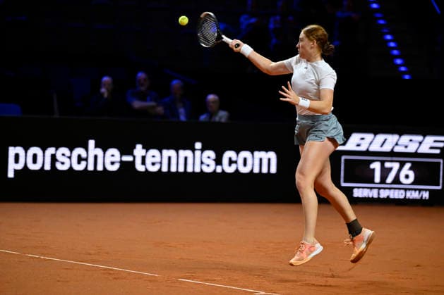 Ella Seidel (GER) Aktion Tennis Damen Porsche-Cup Porsche Tennis Grand Prix GP Stuttgart 2026 Porsche Arena 11-19.04.2026 DFL REGULATIONS PROHIBIT ANY USE OF PHOTOGRAPHS AS IMAGE SEQUENCES AND OR QUASI-VIDEO Tennis Damen Porsche-Cup Porsche Tennis Grand Prix GP Stuttgart 2026