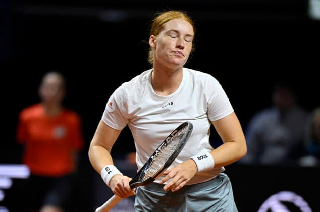 Ella Seidel (GER) enttaeuscht Gestik Geste Tennis Damen Porsche-Cup Porsche Tennis Grand Prix GP Stuttgart 2026 Porsche Arena 11-19.04.2026 DFL REGULATIONS PROHIBIT ANY USE OF PHOTOGRAPHS AS IMAGE SEQUENCES AND OR QUASI-VIDEO Tennis Damen Porsche-Cup Porsche Tennis Grand Prix GP Stuttgart 2026
