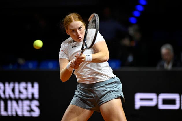 Ella Seidel (GER) enttaeuscht Gestik Geste Tennis Damen Porsche-Cup Porsche Tennis Grand Prix GP Stuttgart 2026 Porsche Arena 11-19.04.2026 DFL REGULATIONS PROHIBIT ANY USE OF PHOTOGRAPHS AS IMAGE SEQUENCES AND OR QUASI-VIDEO Tennis Damen Porsche-Cup Porsche Tennis Grand Prix GP Stuttgart 2026