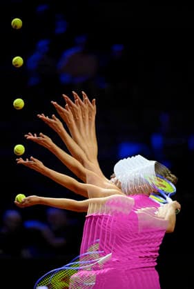 Feature Elise Mertens (BEL) Aktion Mehrfachbelichtung Multishot Aufschlag Tennis Damen Porsche-Cup Porsche Tennis Grand Prix GP Stuttgart 2026 Porsche Arena 11-19.04.2026 DFL REGULATIONS PROHIBIT ANY USE OF PHOTOGRAPHS AS IMAGE SEQUENCES AND OR QUASI-VIDEO Tennis Damen Porsche-Cup Porsche Tennis Grand Prix GP Stuttgart 2026