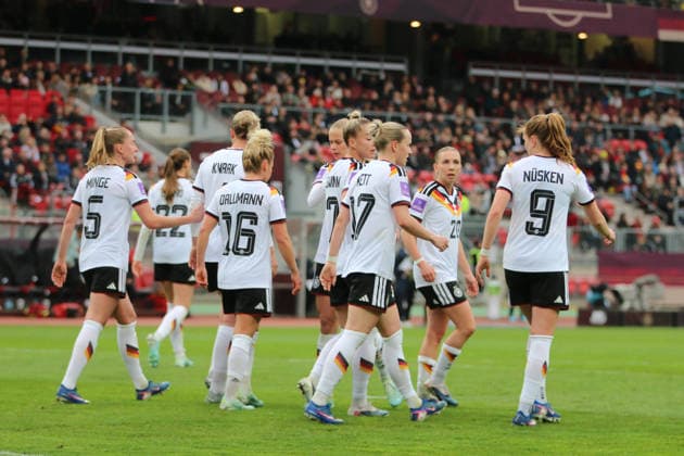 14.04.2026 Fußball Frauen 2025 2026 WM-Qualifikation Europa 3. Spieltag Deutschland - Österreich Max-Morlock-Stadion Nürnberg Torjubel Deutschland nach dem 1:0. Nürnberg Bayern Deutschland