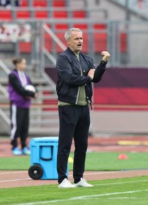 14.04.2026 - Fussball Frauenfussball - Länderspiel - WM-Qualifikationsspiel Qualikfikation Qualifikationsspiel zur Weltmeisterschaft 2027 - Deutschland gg Österreich - Sportfoto Zink DaMa - xdaxmax - Christian Wück ( Trainer, Deutschland ) zeigt an gestikuliert dirigiert gibt Anweisungen