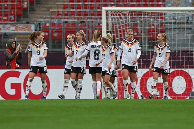14.04.2026, xovx, Fußball Frauen WM-Qualifikation, Deutschland - Österreich Jubel nach dem Tor zum 1:0 durch Nicole Anyomi (Deutschland) Nürnberg Max-Morlock-Stadion Bayern Deutschland (DE)
