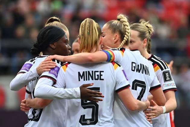 kollektiver Torjubel um Nicole ANYOMI (GER), Jubel,Freude,Begeisterung,, Aktion,Giulia GWINN (GER), Fussball WM Qualifikation Frauen Deutschland - Oesterreich am 14.04.2026 Max-Morlock-Stadion Nuernberg. Â
