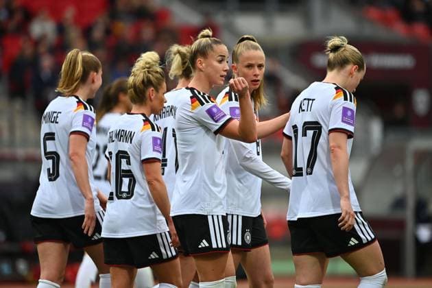kollektiver Torjubel ,Jubel,Freude,Begeisterung,, Aktion,Giulia GWINN (GER), Fussball WM Qualifikation Frauen Deutschland - Oesterreich am 14.04.2026 Max-Morlock-Stadion Nuernberg. Â