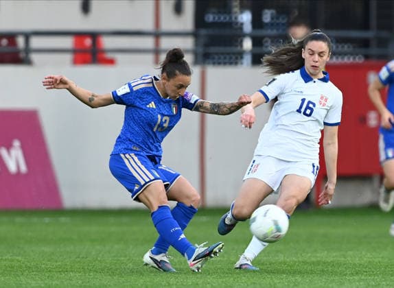 SERBIA vs ITALY Elsabetta Oliviero vs Mina Cavic football Serbia vs Italy FIFA Women s World Cup 2027 qualifcations match at Dubocica stadium, Lekovac 14.04.2026. godine Foto: Nebojsa Parausic FOOTBALL, SERBIA, ITALY, FIFA WOMENS WORLD CUP QUALIFICATIONS MATCH Leskovac Dubocica stadium Serbia Copyright: xNebojsaxParausicx xMNxPressx