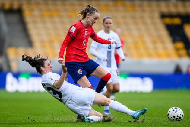 260414 Caroline Graham Hansen of Norway during the FIFA Women s World Cup Qualifier football match between Norway and Slovenia on April 14, 2026 in Lillestrom. Photo: Marius Simensen BILDBYRAN COP 238 VG0919 bbeng fotball soccer football fotboll FIFA World Cup, WM, Weltmeisterschaft, Fussball qualifiers vm-kvalifisering kvinner vm kvalik landskamp dam norge norway slovenien slovenia Copyright: MARIUSxSIMENSEN BB260414BB515