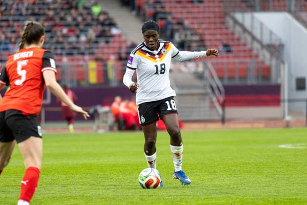 Deutschland: Fußball WM-Qualifikation Europa Frauen 2026, 3. Spieltag - Deutschland vs Österreich - Max-Morlock-Stadion (Nürnberg) : Anyomi Nicole (Deutsche Frauen Nationalmannschaft, 18) Copyright: xMichellexLukax