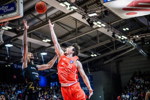 easycredit BBL Basketball Bundesliga 2025 2026 Nachholspiel 23. Spieltag 14.04.2026 Science City Jena vs Basketball Löwen Braunschweig Kristofer Krause (Jena) beim Korbleger Sparkassen Arena