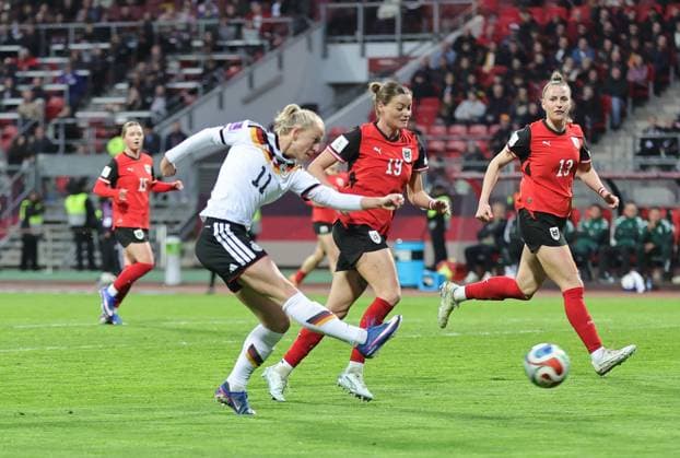 14.04.2026 - Fussball Frauenfussball - Länderspiel - WM-Qualifikationsspiel Qualikfikation Qualifikationsspiel zur Weltmeisterschaft 2027 - Deutschland gg Österreich - Sportfoto Zink DaMa - xdaxmax - Tor Treffer Torschuß zum 5:1 - Torschütze Lea Schüller Schueller (11, Deutschland )