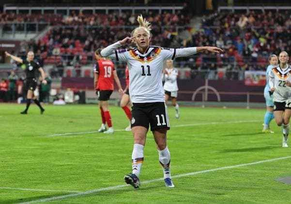 14.04.2026 - Fussball Frauenfussball - Länderspiel - WM-Qualifikationsspiel Qualikfikation Qualifikationsspiel zur Weltmeisterschaft 2027 - Deutschland gg Österreich - Sportfoto Zink DaMa - xdaxmax - Jubel Freude Torjubel nach Tor zum 5:1 - Lea Schüller Schueller (11, Deutschland ) jubelt freut sich - Torschütze: Lea Schüller Schueller (11, Deutschland )