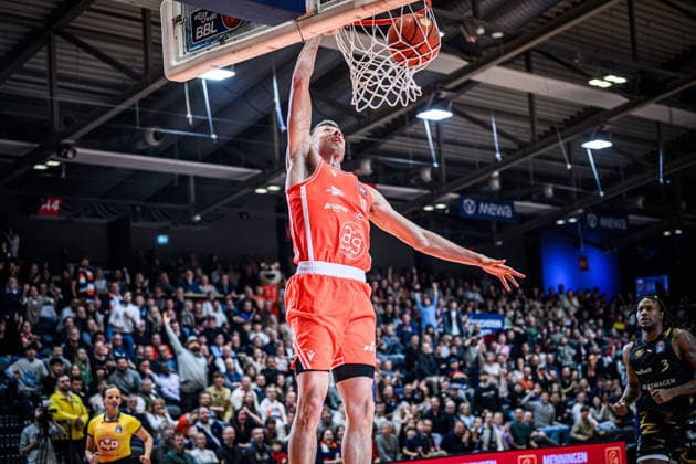 easycredit BBL Basketball Bundesliga 2025 2026 Nachholspiel 23. Spieltag 14.04.2026 Science City Jena vs Basketball Löwen Braunschweig Joe Wieskamp (Jena) Korberfolg Sparkassen Arena
