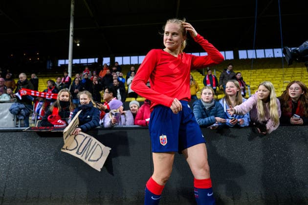260414 Julie Blakstad of Norway after the FIFA Women s World Cup Qualifier football match between Norway and Slovenia on April 14, 2026 in Lillestrom. Photo: Vegard Grott BILDBYRAN kod VG VG0919 bbeng fotball soccer football fotboll FIFA World Cup, WM, Weltmeisterschaft, Fussball qualifiers vm-kvalifisering kvinner vm kvalik landskamp dam norge norway slovenien slovenia publik Copyright: VEGARDxGRoTT BB260414VG045