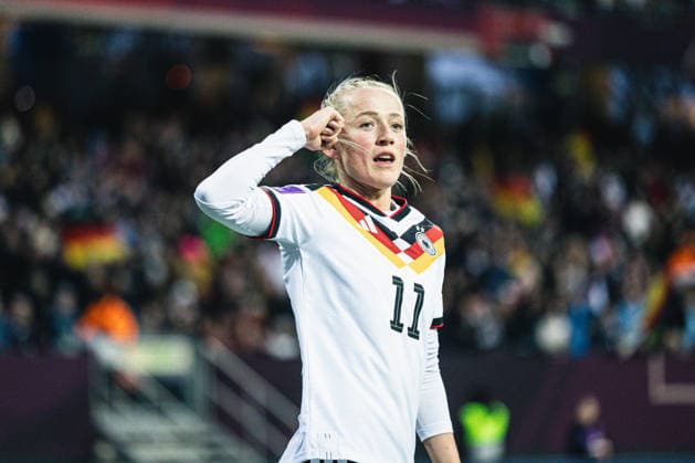 Deutschland: Fußball WM-Qualifikation Europa Frauen 2026, 3. Spieltag - Deutschland vs Österreich - Max-Morlock-Stadion (Nürnberg): Lea Schüller Lea Schuller (Deutsche Frauen Nationalmannschaft, 11) Tor 5:1 Jubel, Emotionen, Freude Copyright: xAylinxKreutzsteinx