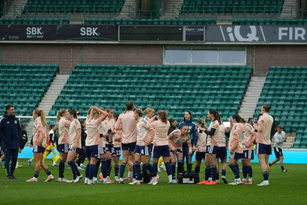 RECORD DATE NOT STATED 14th April 2026; Easter Road, Edinburgh, Scotland; Womens World Cup Qualifier Football, Scotland versus Belgium; Scotland players during pre match warm up AlecxBrown