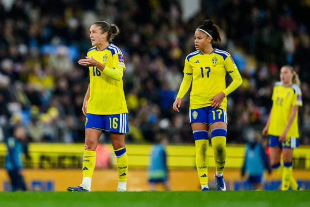 260414 Filippa Angeldahl, Felicia Schröder and Elma Junttila Nelhage of Sweden during the FIFA Women s World Cup Qualifier football match between Sweden and Denmark on April 14, 2026 in Gothenburg. Photo: Mathias Bergeld BILDBYRAN kod MB CS0928 fotboll football soccer fotball vm-kval kval fifa womens world cup qualifier qualifier sverige sweden danmark denmark dam bbeng women kvinner Copyright: MATHIASxBERGELD BB260414MB048