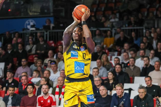 Babacar Sane (MHP Riesen Ludwigsburg, 00), GER, FC Bayern Basketball vs. MHP Riesen Ludwigsburg, Basketball, easycredit Basketball Bundesliga, 13. Spieltag, Saison 2025 2026, 14.04.2026, GER, FC Bayern Basketball vs. MHP Riesen Ludwigsburg, Basketball, easycredit Basketball Bundesliga, 13. Spieltag, Saison 2025 2026, 14.04.2026 Muenchen Copyright: xEibner-Pressefoto JennixMaulx EP_JML