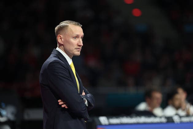 Mikko Riipinen (MHP Riesen Ludwigsburg, Chef-Trainer), GER, FC Bayern Basketball vs. MHP Riesen Ludwigsburg, Basketball, easycredit Basketball Bundesliga, 13. Spieltag, Saison 2025 2026, 14.04.2026, GER, FC Bayern Basketball vs. MHP Riesen Ludwigsburg, Basketball, easycredit Basketball Bundesliga, 13. Spieltag, Saison 2025 2026, 14.04.2026 Muenchen Copyright: xEibner-Pressefoto JennixMaulx EP_JML