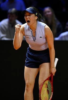 Eva Lys (GER) Jubel Freude Emotion Gestik Geste Tennis Damen Porsche-Cup Porsche Tennis Grand Prix GP Stuttgart 2026 Porsche Arena 11-19.04.2026 DFL REGULATIONS PROHIBIT ANY USE OF PHOTOGRAPHS AS IMAGE SEQUENCES AND OR QUASI-VIDEO Tennis Damen Porsche-Cup Porsche Tennis Grand Prix GP Stuttgart 2026