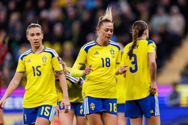 260414 Julia Zigiotti Olme, Fridolina Rolfö and Sofia Reidy of Sweden during the FIFA Women s World Cup Qualifier football match between Sweden and Denmark on April 14, 2026 in Gothenburg. Photo: Michael Erichsen BILDBYRAN COP 89 CS0928 fotboll football soccer fotball vm-kval kval fifa womens world cup qualifier qualifier sverige sweden danmark denmark dam bbeng women kvinner Copyright: MICHAELxERICHSEN BB260414MI056