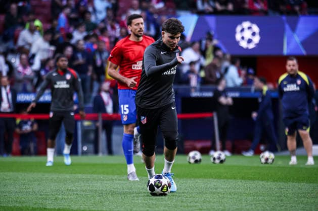 Atletico de Madrid vs. FC Barcelona, Barca on the 2025 26 UEFA Champions League Quarter-Final Second Leg match UEFA champions league - Atletico de Madrid vs FC Barcelona, MADRID,SPAIN, 14 April: Julian Alvarez of Atletico de Madrid during the UEFA Champions League 2025 26 Quarter-Final second Leg match between Atletico de Madrid and FC Barcelona at Riyadh Air Metropolitano Stadium. Madrid Madrid Spain Copyright: xAlejandroxMatiasx