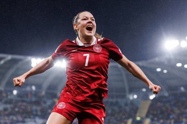 260414 Janni Thomsen of Denmark celebrates after scoring 1-2 during the FIFA Women s World Cup Qualifier football match between Sweden and Denmark on April 14, 2026 in Gothenburg. Photo: Michael Erichsen BILDBYRAN COP 89 CS0928 fotboll football soccer fotball vm-kval kval fifa womens world cup qualifier qualifier sverige sweden danmark denmark dam bbeng women kvinner jubel Copyright: MICHAELxERICHSEN BB260414MI059