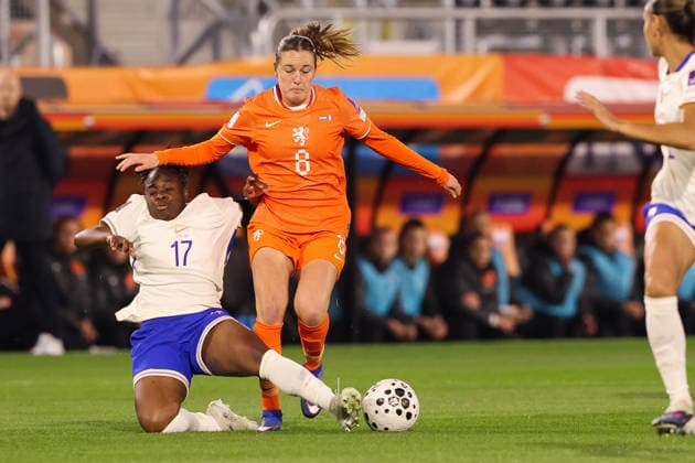 2026-04-14 Netherlands v France - UEFA Women s European Qualifiers - League Phase - Matchday 3 BREDA, NETHERLANDS - APRIL 14: Wieke Kaptein of Netherlands is challenged by Sandy Baltimore of France during the UEFA Women s European Qualifiers - League Phase - Matchday 3 match between Netherlands and France at Rat Verlegh Stadion on April 14, 2026 in Breda, Netherlands. Breda Rat Verlegh Stadion Netherlands Content not available for redistribution in The Netherlands directly or indirectly through any third parties. Copyright: xHansxvanxderxValkx