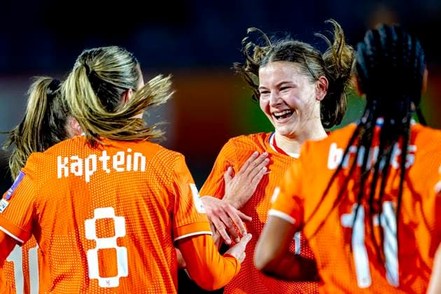 BREDA - Netherlands player Renee van Asten scores the 1-0 and celebrates her goal during the European qualifying match between the Netherlands and France at Rat Verlegh Stadium on April 14 in Breda, the Netherlands. (Photo by DeFodi Images) -