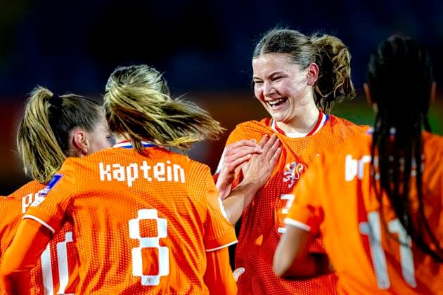 BREDA - Netherlands player Renee van Asten scores the 1-0 and celebrates her goal during the European qualifying match between the Netherlands and France at Rat Verlegh Stadium on April 14 in Breda, the Netherlands. (Photo by DeFodi Images) -