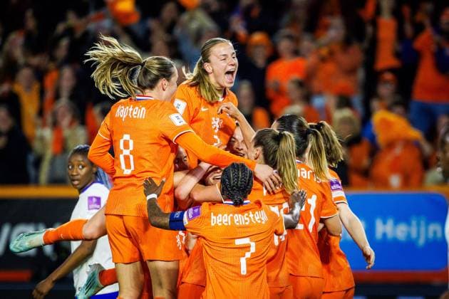 BREDA , 14-04-2026 , Rat Verlegh Stadion , Season 2025 2026 , Dutch UEFA worldcup qualification football , match between The Netherlands and France (women) , picture shows 1-0 Netherlands player Renee Van Asten Netherlands - France (women)  x203045022x Copyright: